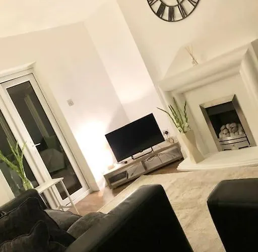 The Modern House - Beeston Nottingham